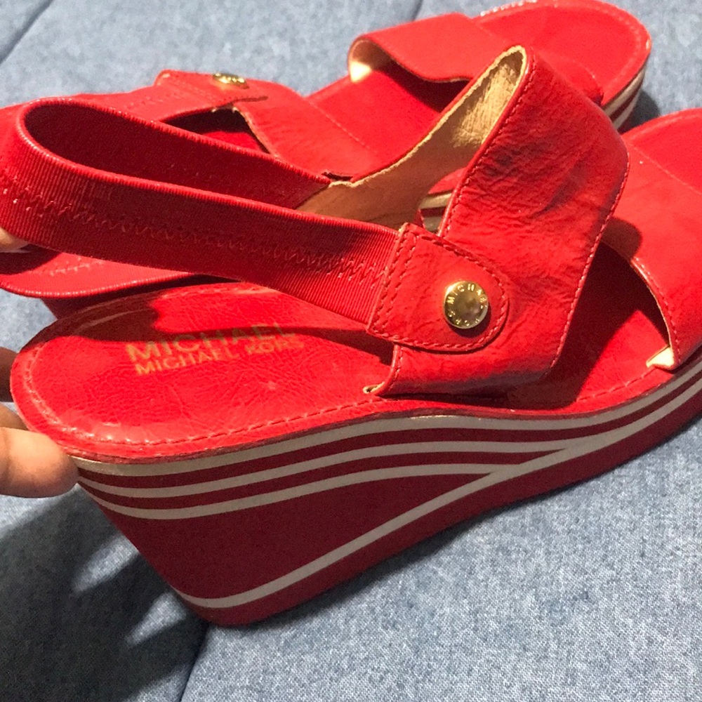 New red wedge sandal side: 9. 1/2, 4” high - Picture 12 of 13